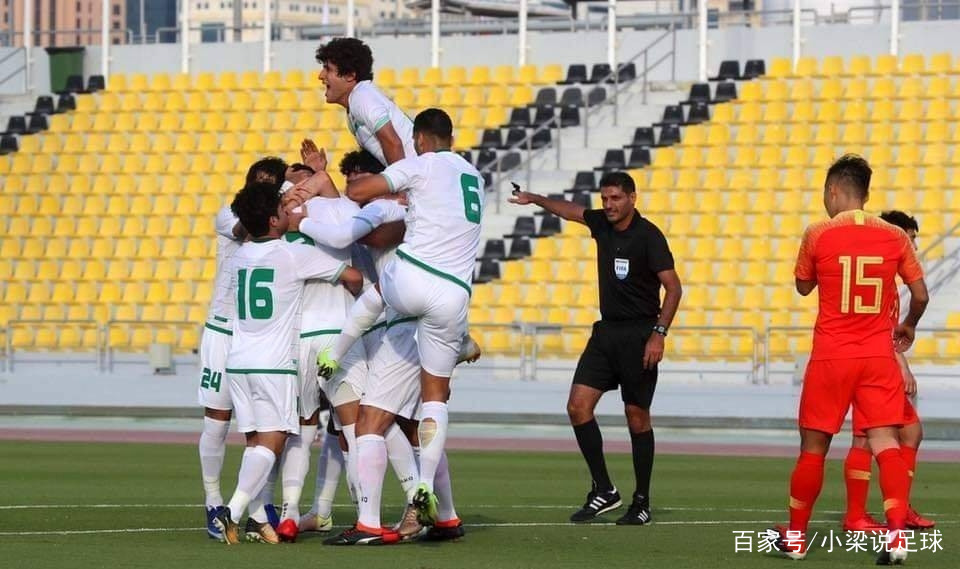 郑智亚洲杯哭泣采访,队长郑智最后一场国足采访