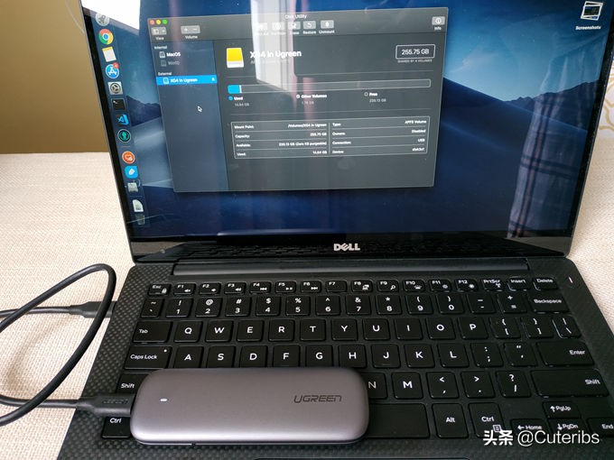 绿联nvme硬盘盒,绿联轻巧款nvme硬盘盒区别