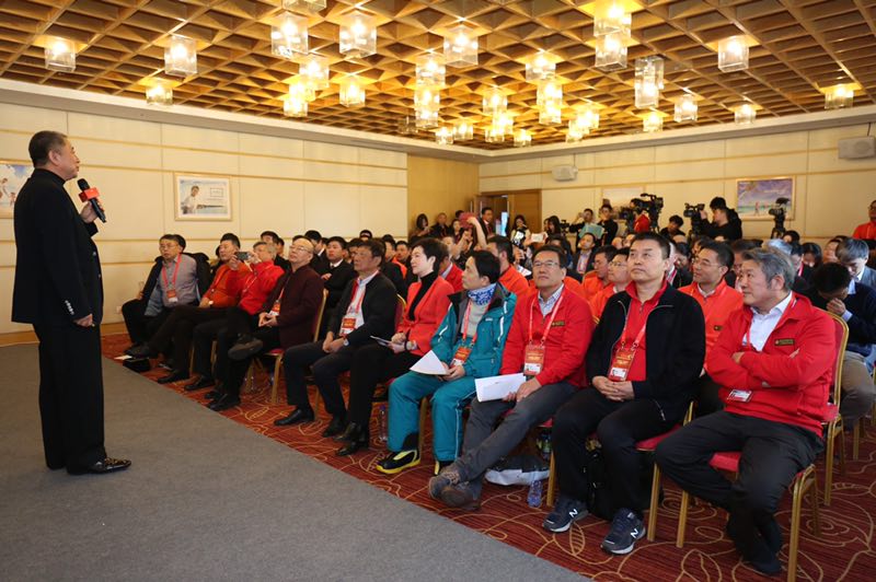 胡葆森与王健林,胡葆森和胡军