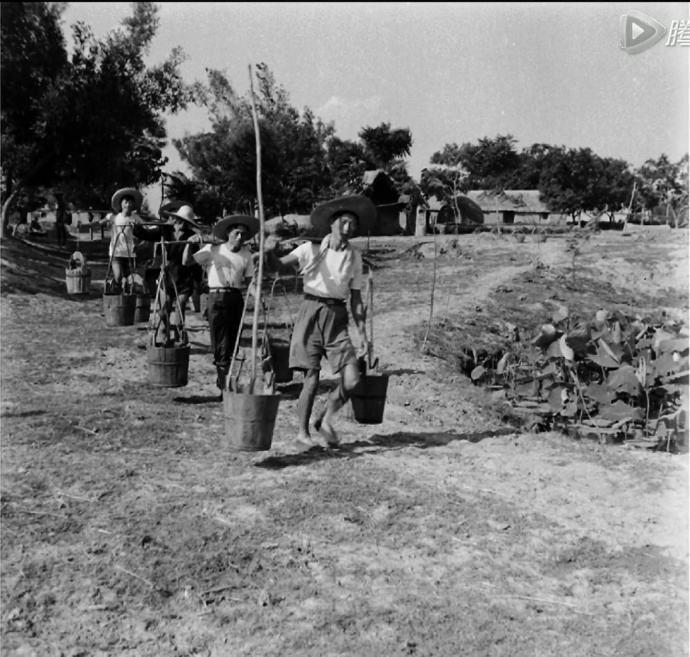 00后轧钢工人的生活,轧钢工人日常生活