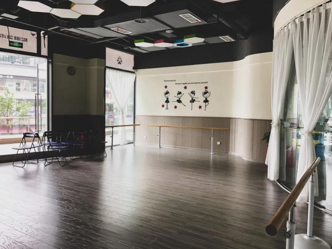 西门小学报舞蹈班,西门舞蹈班