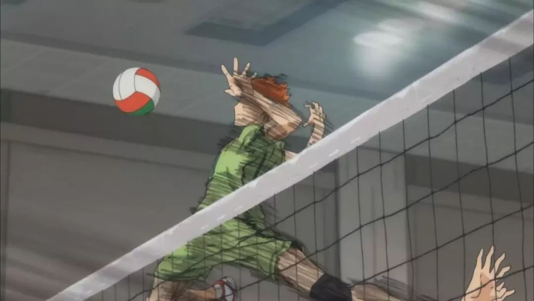 谁说个子小就不能打球？他飞起来就是个小巨人