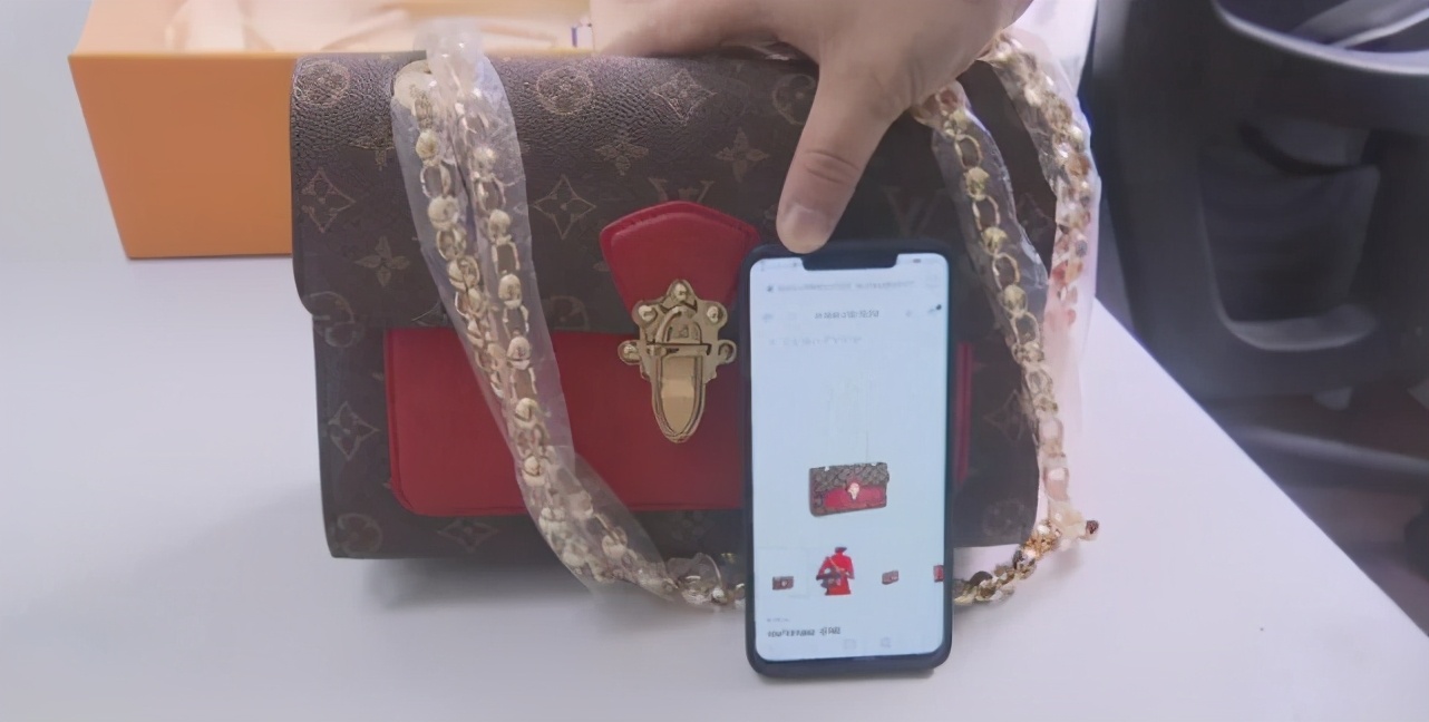 制假售假团伙涉案金额18亿,1个亿勾结lv专柜柜员制假售假