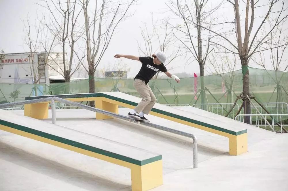 滑板人与普通人,滑板人的生活现状