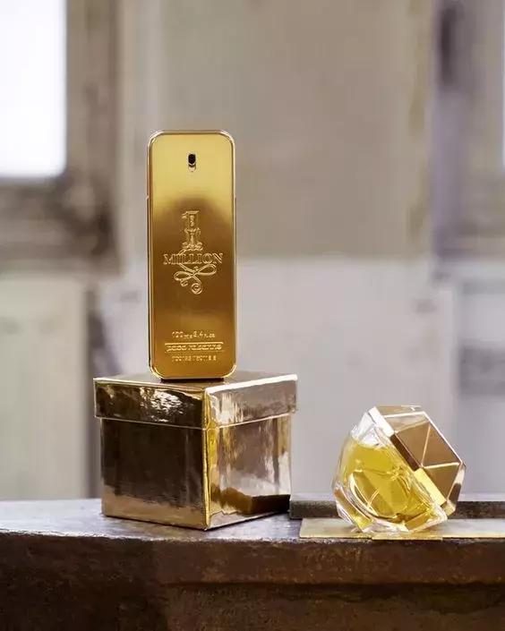 哪款香水好闻又持久男生适合用,男生喷的淡香水推荐哪款好闻