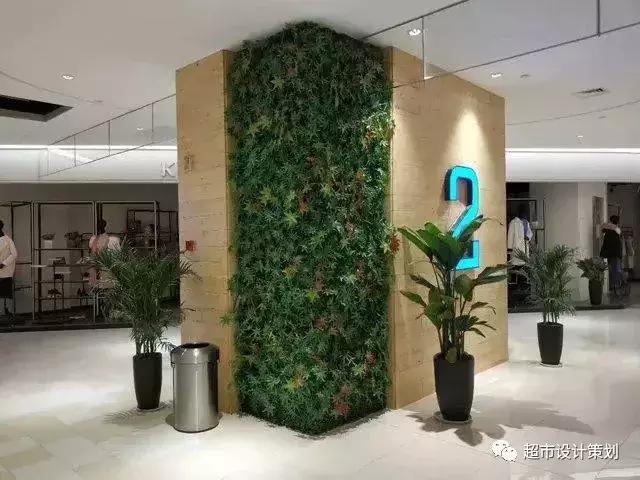 一组超市陈列图,超市肉品区陈列与摆放