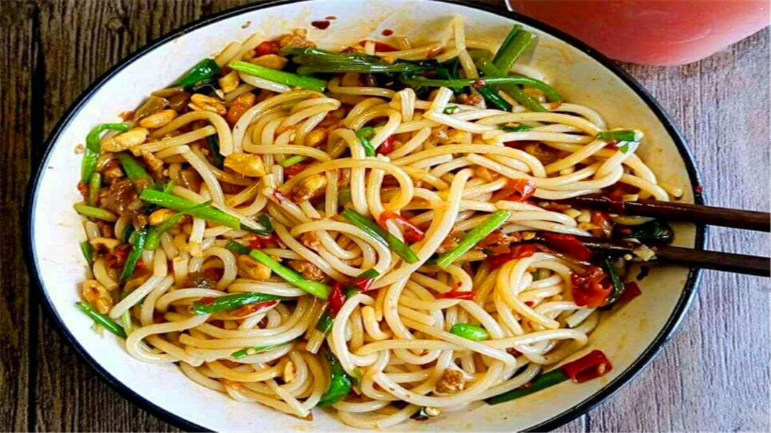 米粉怎么煮出来不腻,米粉怎么烧熟吃好吃不腻