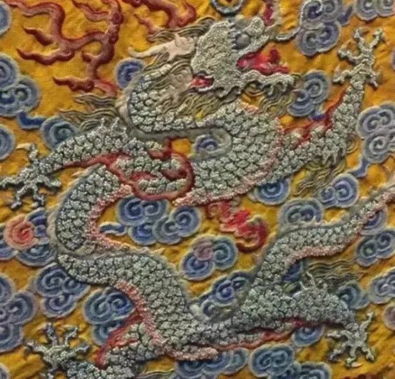 皇帝的龙袍从来不洗完整版,皇帝的龙袍从来不洗臭了怎么办