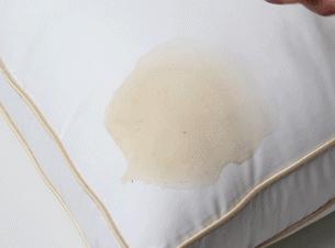 妙招羽绒服脏了有黄渍,冬天羽绒服脏了用这个擦一擦