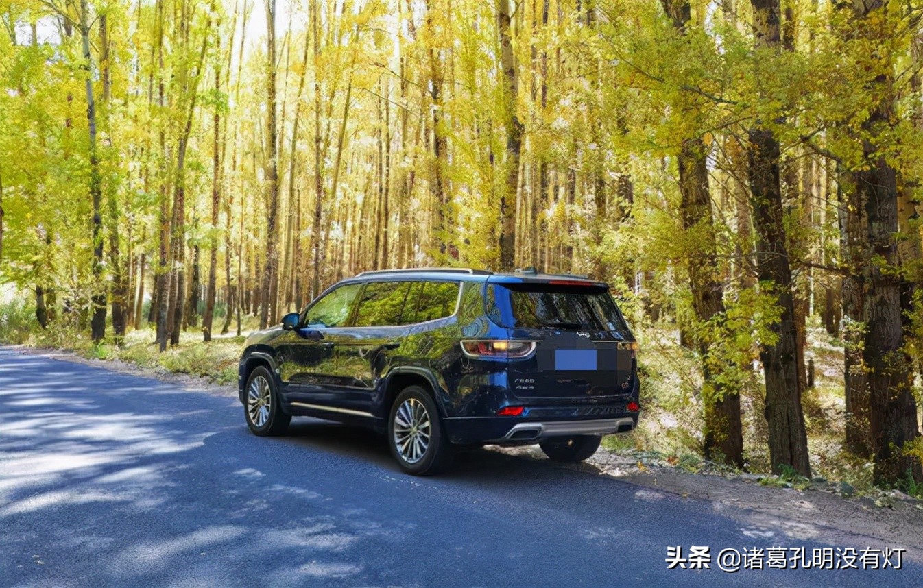 我，90后，木工，22岁开公司，24岁赚了1300万，28岁赔了2000万