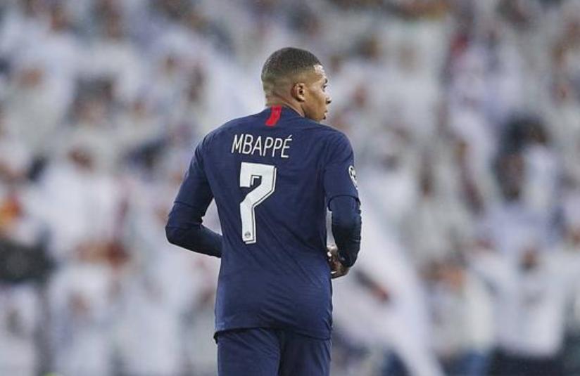 姆巴佩加盟皇马技术分析,法国球员抵达克莱枫丹