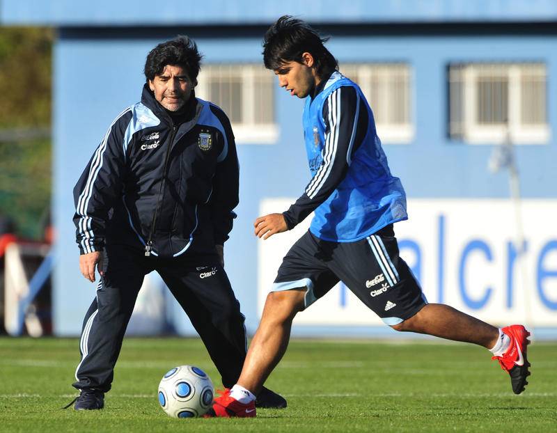 Z世代，“我爸”，和神一样的马拉多纳