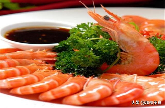 煮大虾时，用冷水煮还是用沸水煮？都不对，教你正确做法