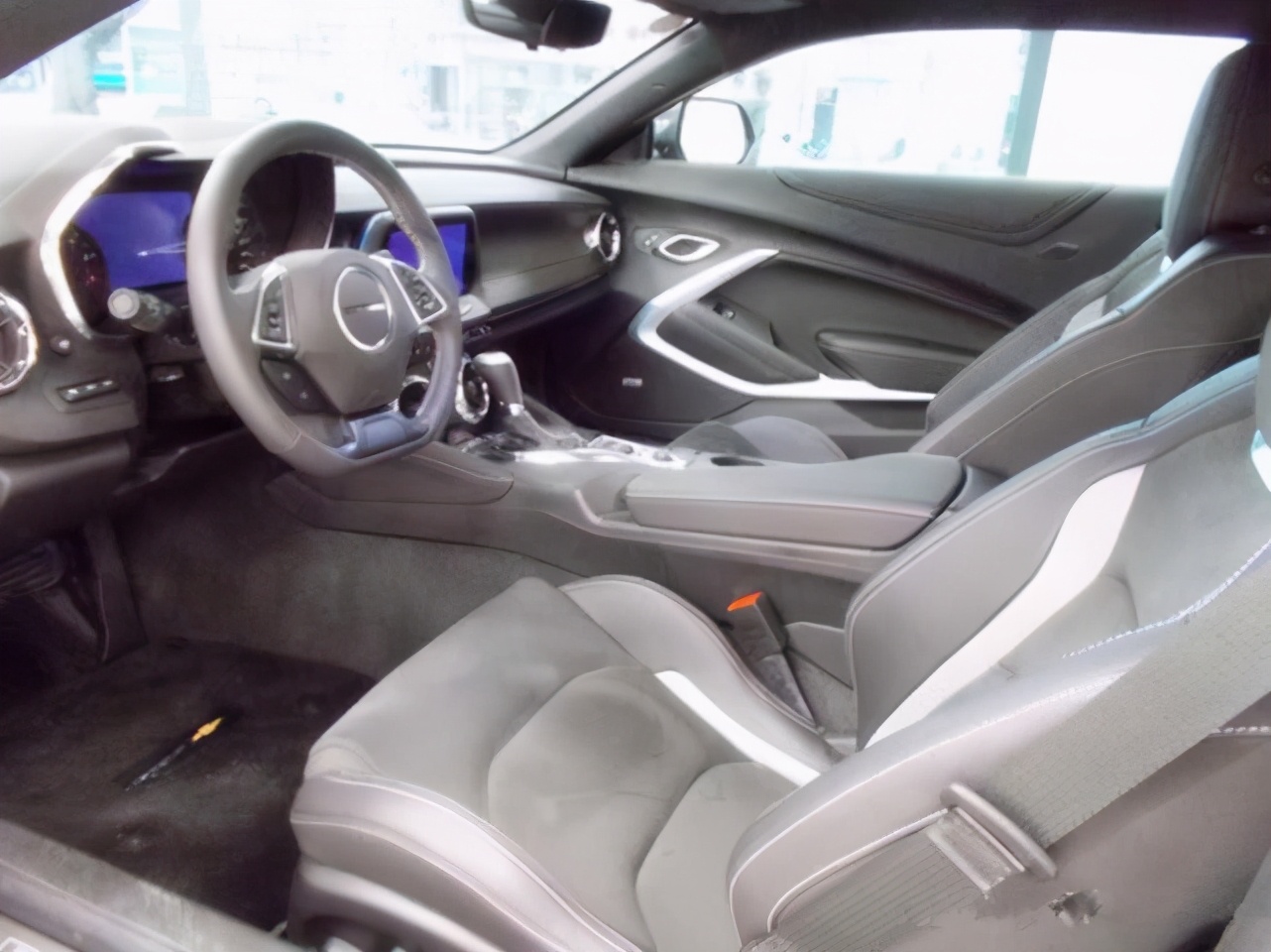 科迈罗奔驰,这才是真正低价格好车