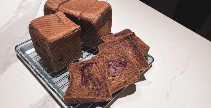 原木色极简家,黑白原木极简风格