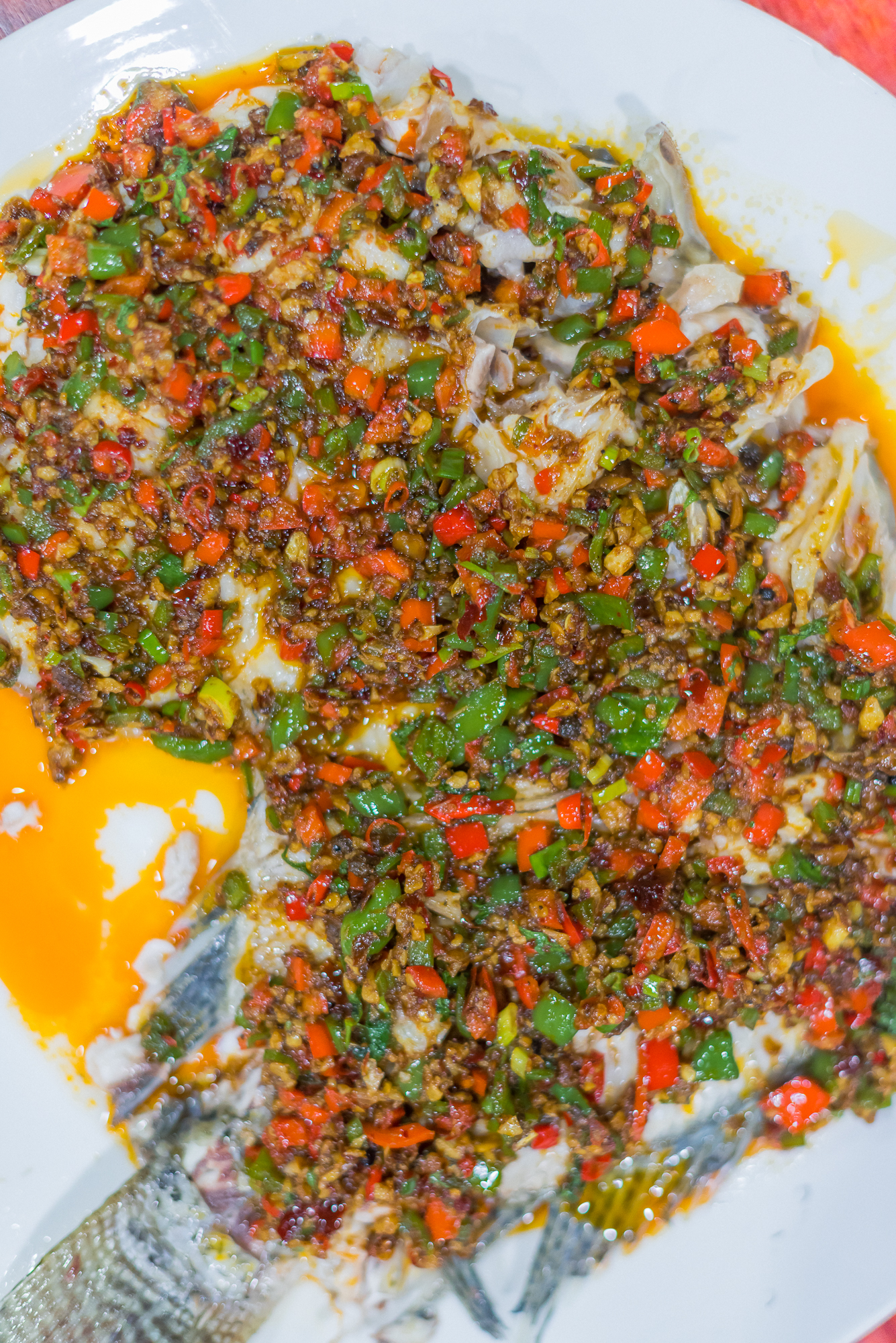 弥勒特色美食推荐,弥勒附近美食8-10人套餐