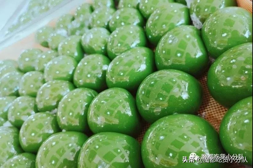 吃了十个青团,吃了4个青团