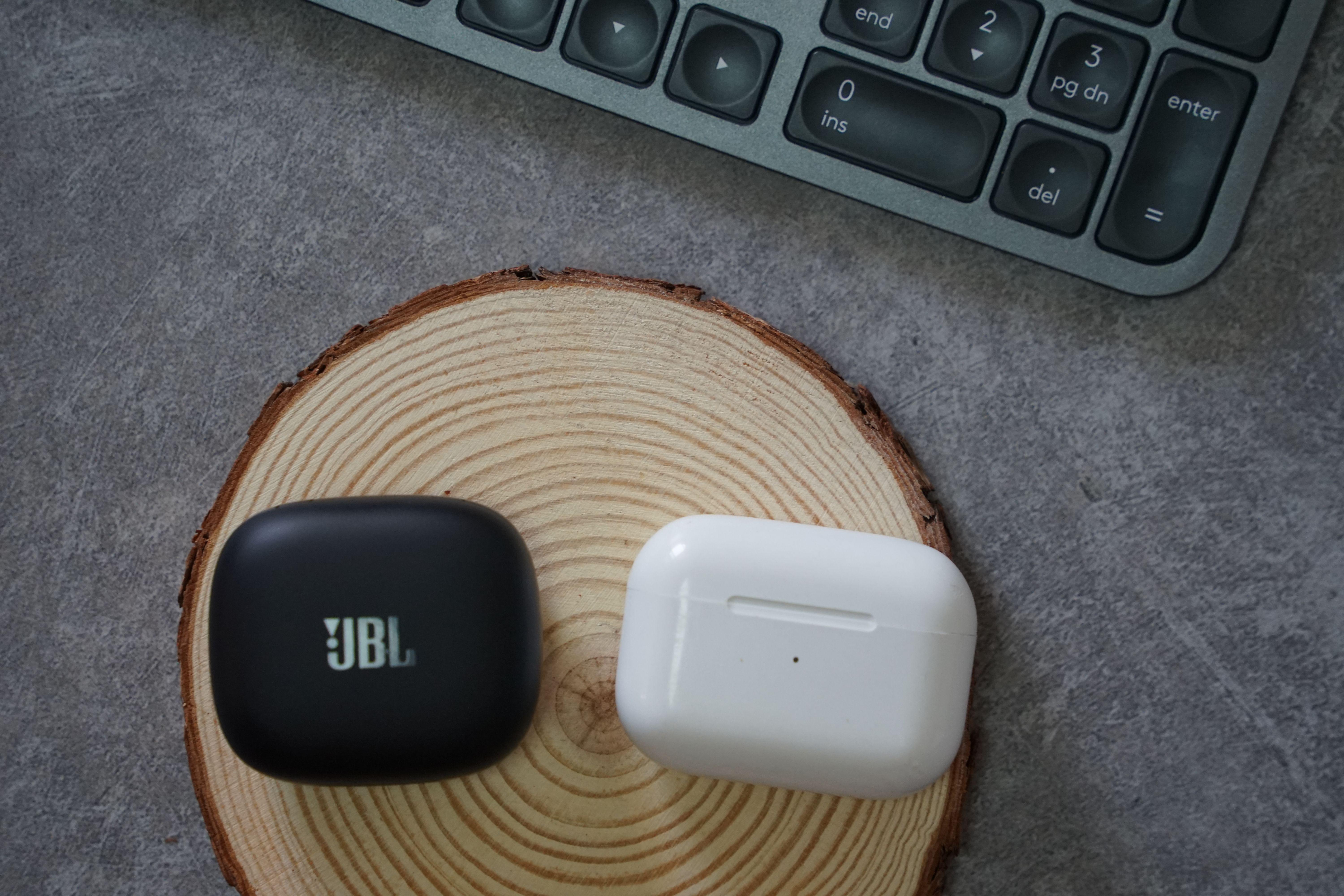 jbllive头戴式降噪耳机评测,jblw100tws无线耳机评测