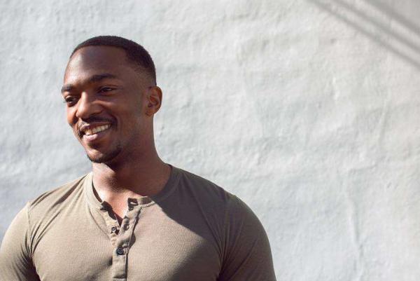 这个黑人不简单！美国队长安东尼·麦凯，凭什么能得到漫威赏识？