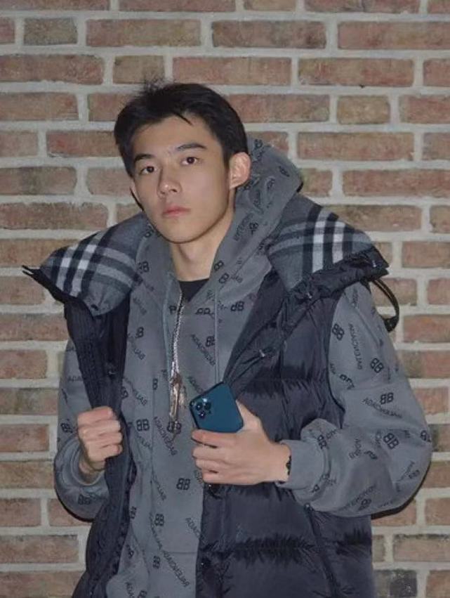 李嗣镕撞脸陈冠希,李嗣镕陈冠希