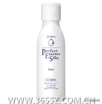 化妆水补水妙招,夏季护肤混干的正确步骤