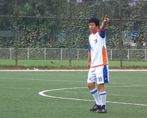 白岩松谈学生现状,白岩松对儿子说你要考第一