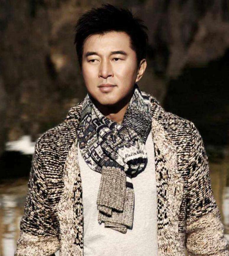 因为吸毒毁掉的明星,因吸毒而毁掉的明星真实案例