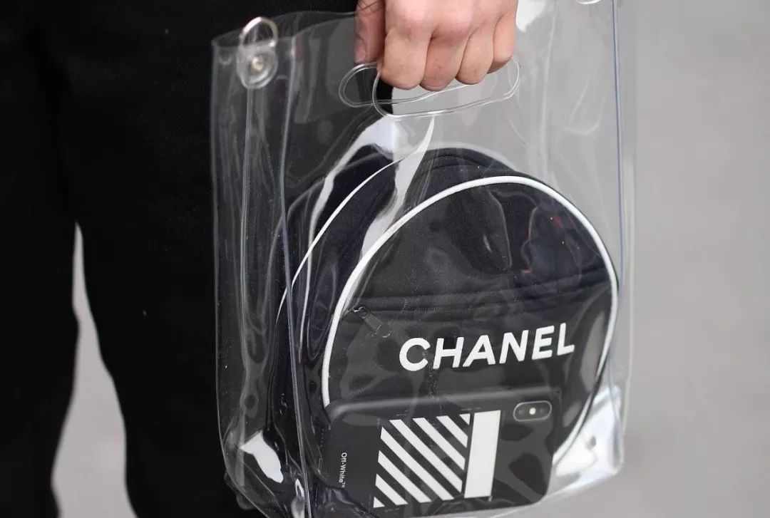 秦朔：吉祥文化的展望，从王老吉和小猪佩奇说起｜品牌新事