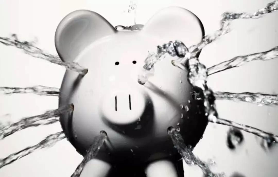 汤臣倍健保健品龙头遭遇“滑铁卢”