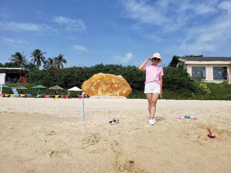 三亚冲浪旅行攻略,去三亚旅游看海