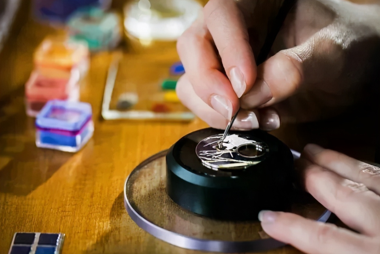 质感细腻的古法与珐琅工艺,中国传统珐琅工艺技法