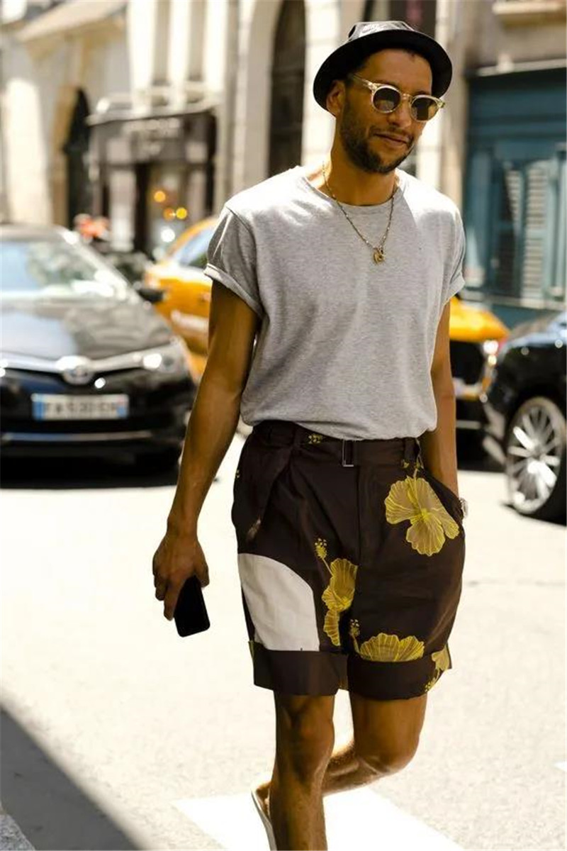 男士超级短裤穿搭技巧,男士工装短裤搭配技巧