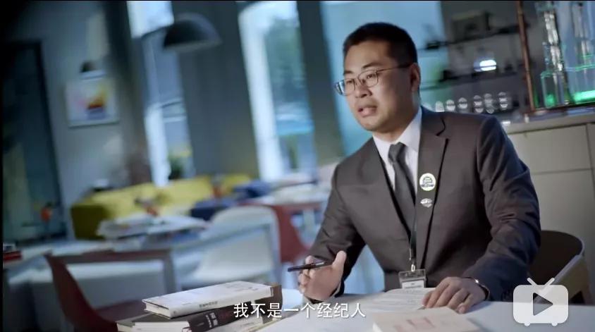 董明珠怒怼北大硕士卖米粉完整,北大卖米粉的硕士生与董明珠怼怒