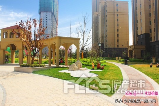 楼盘vs楼盘视频,贵阳楼盘铁建城与云湖里选哪个