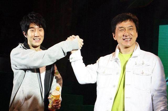 撤侨令下，王宝强董卿将骨肉分离？白岩松无辜躺枪