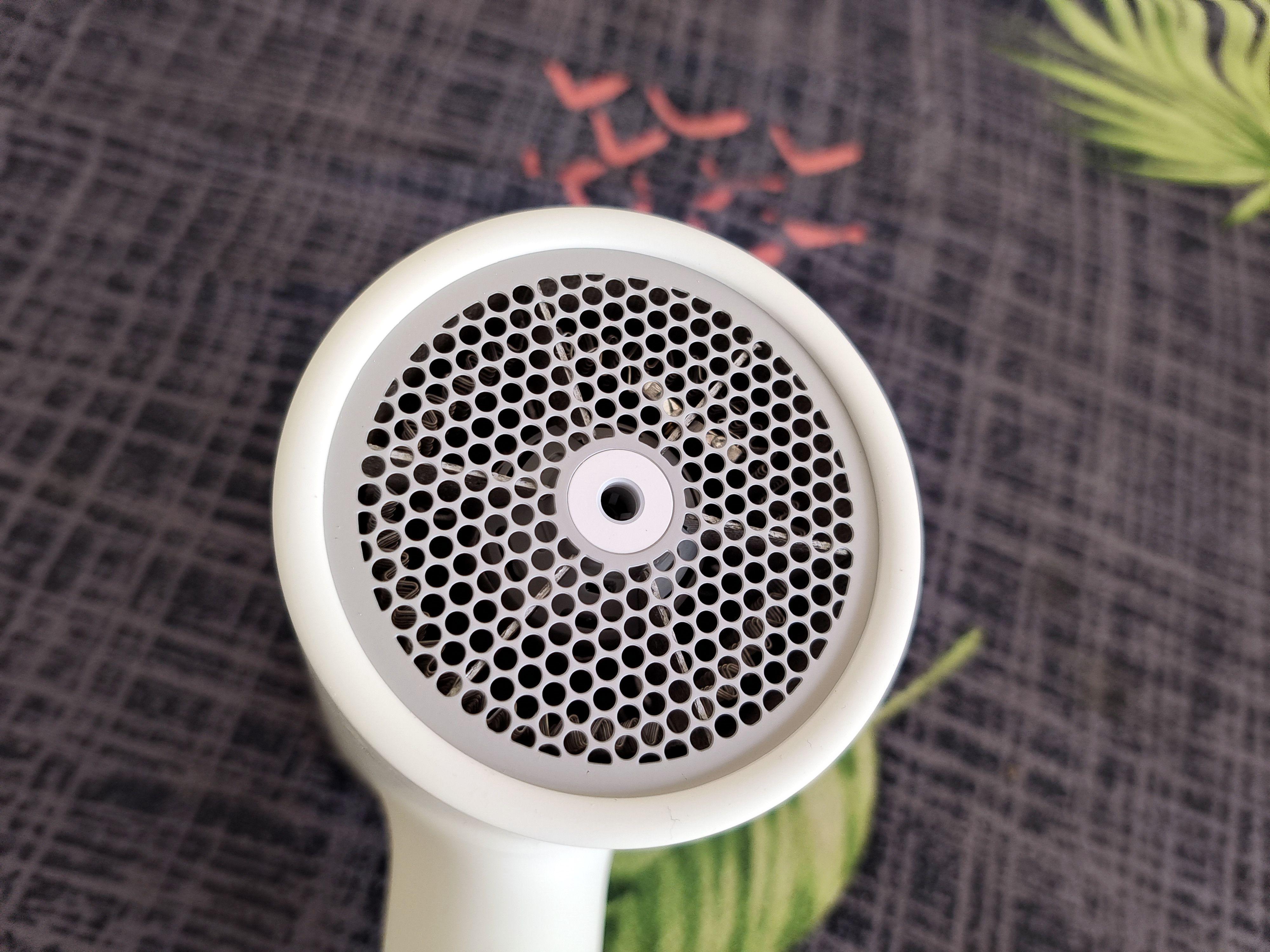 电吹风怎样的好,电吹风温度多少合适