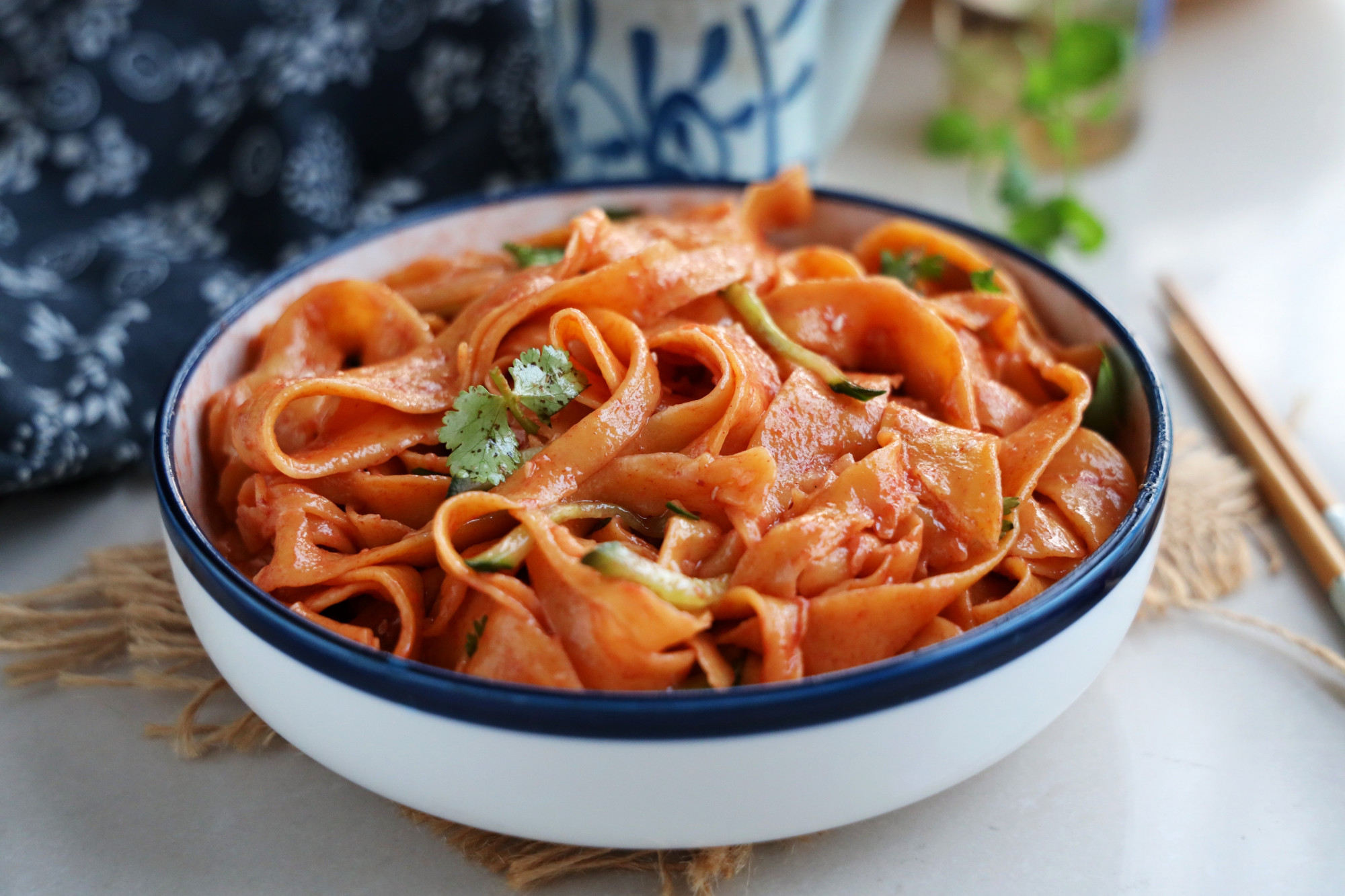 手工美味的面条,自己做的蔬菜面食