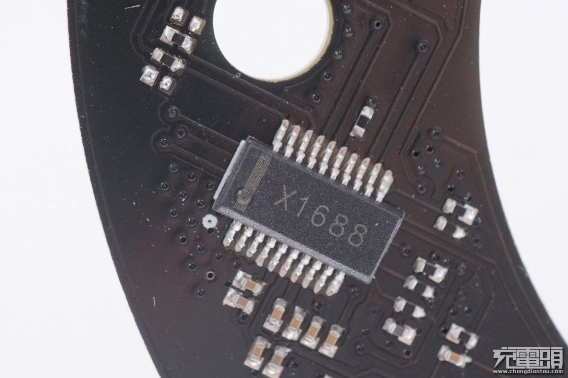 99钱充电器好用吗,99元充电宝值不值得购买