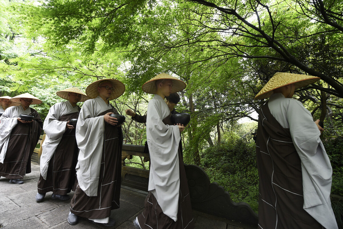 义乌购网上怎么进货,义乌购和1688哪个网上批发靠谱