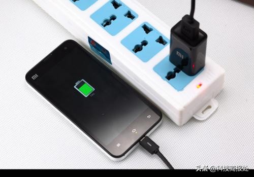 揭秘手机界的五大谣言,手机界的三大谣言你都中招了吗