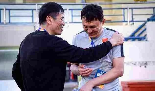 郝伟谈中超争议判罚,郝伟谈争议判罚