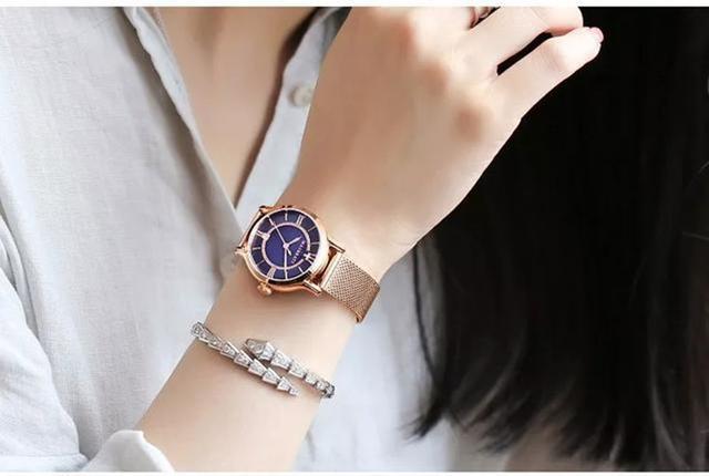 杨紫同款，Fossil欧美时尚水钻表！戴上它璀璨光华，亮如繁星