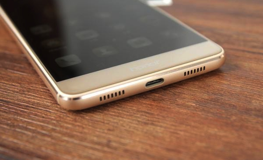 万能充被淘汰原因,万能充现状