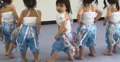 超萌可爱小女孩图片q版,小女孩超萌超可爱照片