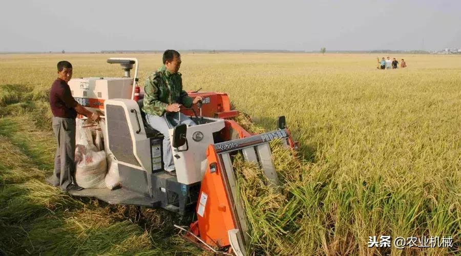 中国现代化农业机械联合收割机,农作物联合收获机