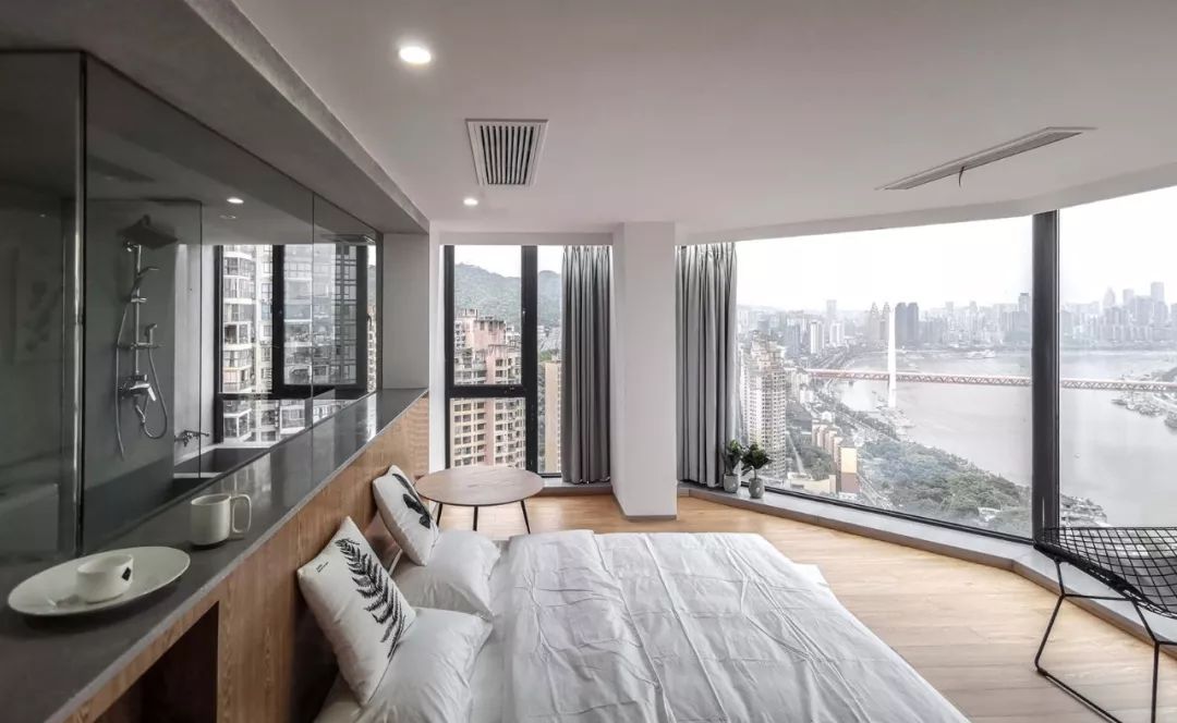 居民楼旧房改造成民宿风格,爆改旧楼成民宿