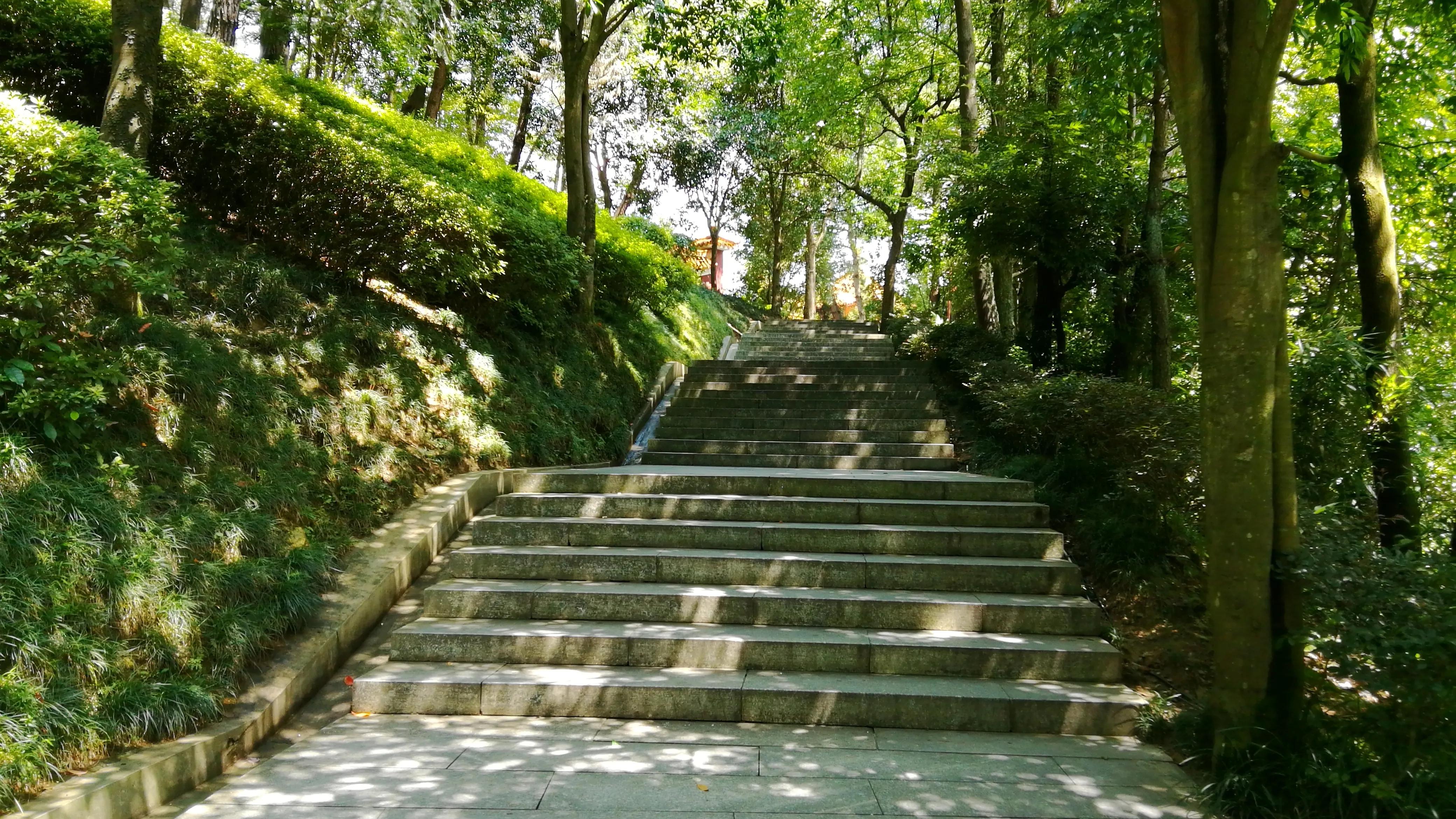 湖南株洲炎陵县，“神州第一陵”炎帝陵，全球华人精神家园（一）