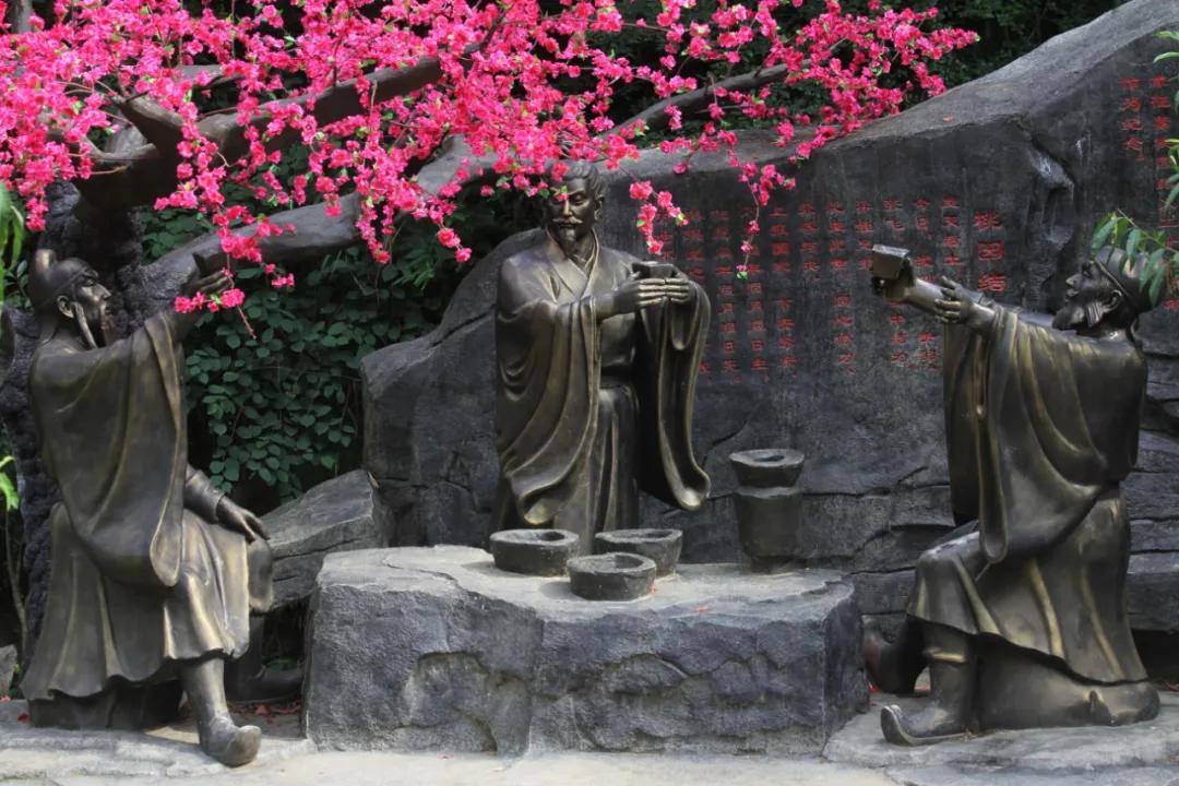 当一个人开始怀念童年,人越长大越容易怀念过去