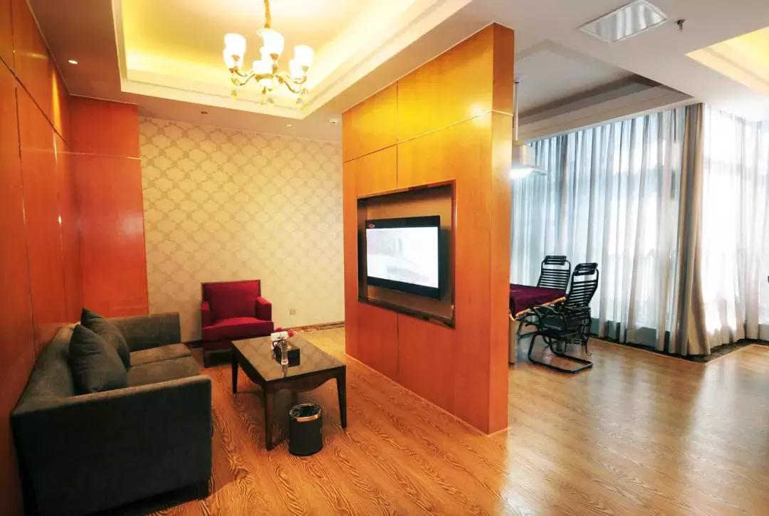 成都机场附近宾馆有哪些,成都机场附近酒店通勤方便吗