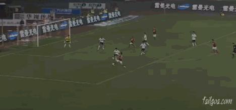 艾克森回应入选国足,艾克森回应中文